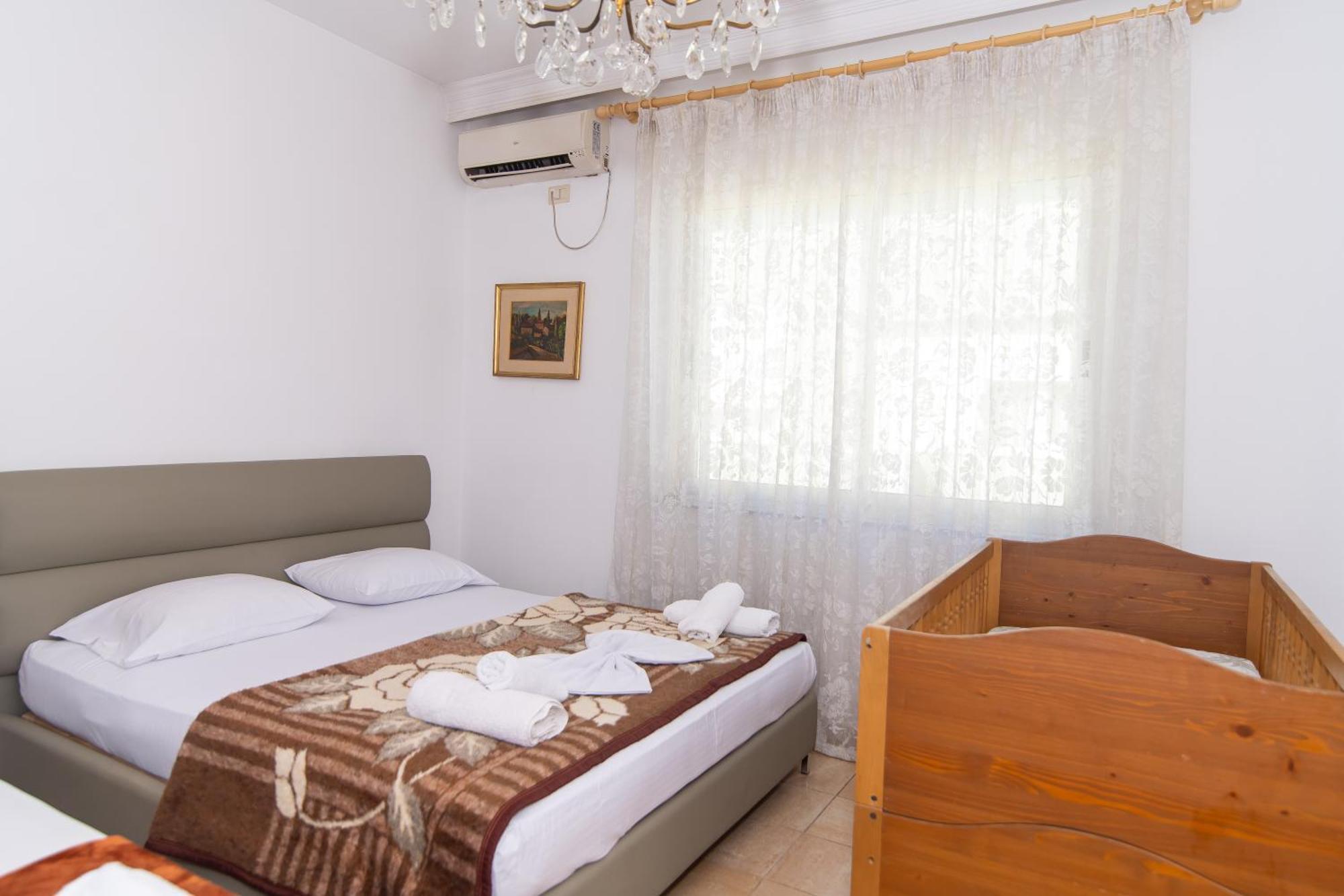 Vintage Blloku Apartment Tiranë Eksteriør bilde